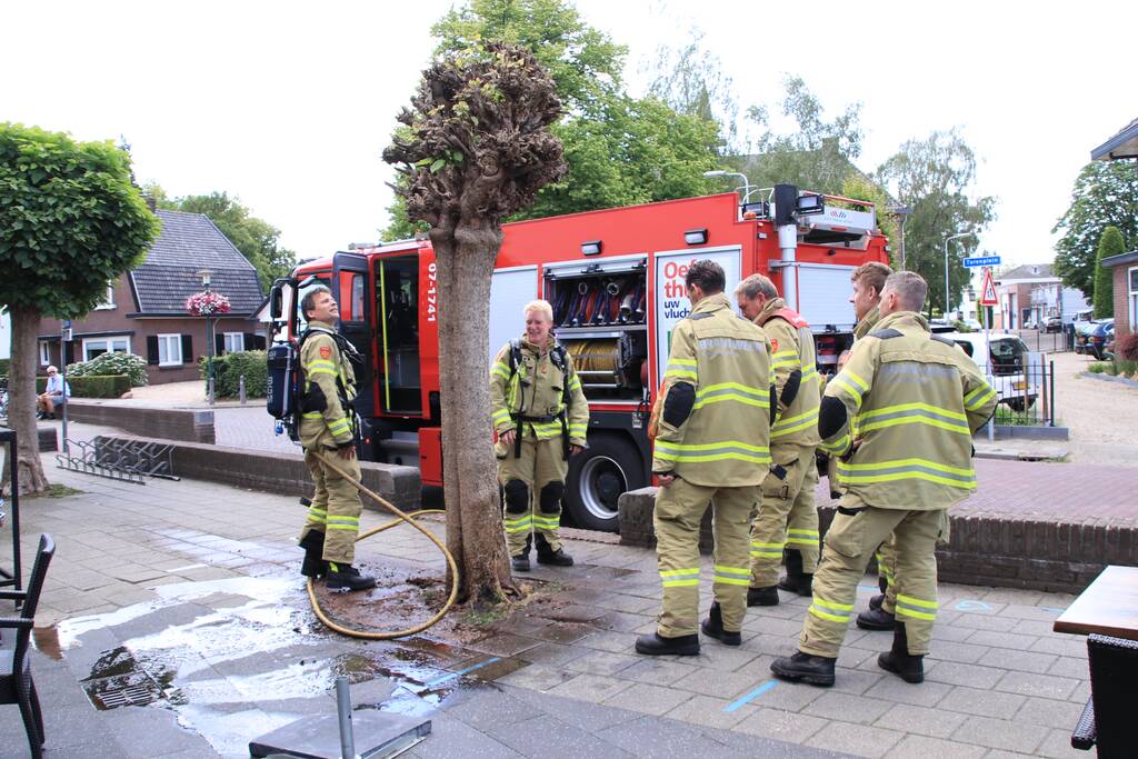 Boom op terras van Pincho-Café Kuhlman vliegt in brand