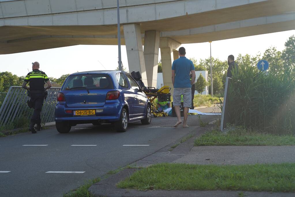 Fietsster zwaargewond na ongeval op oversteekplaats