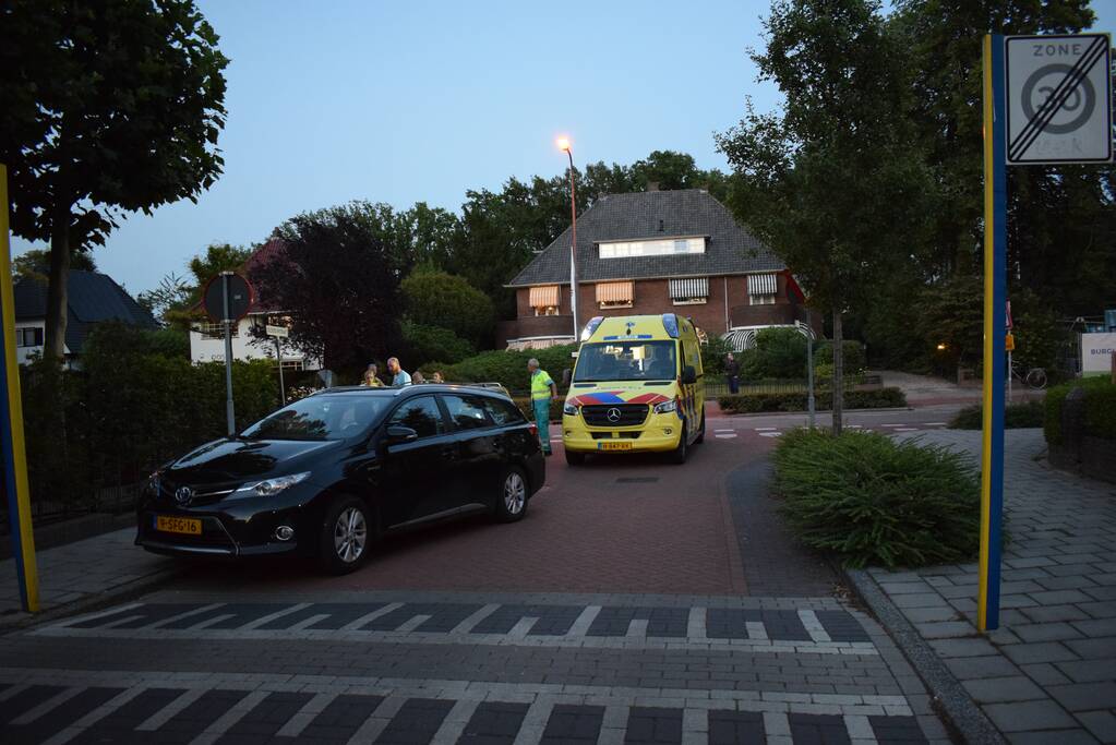 Scooterrijder gewond door aanrijding met auto
