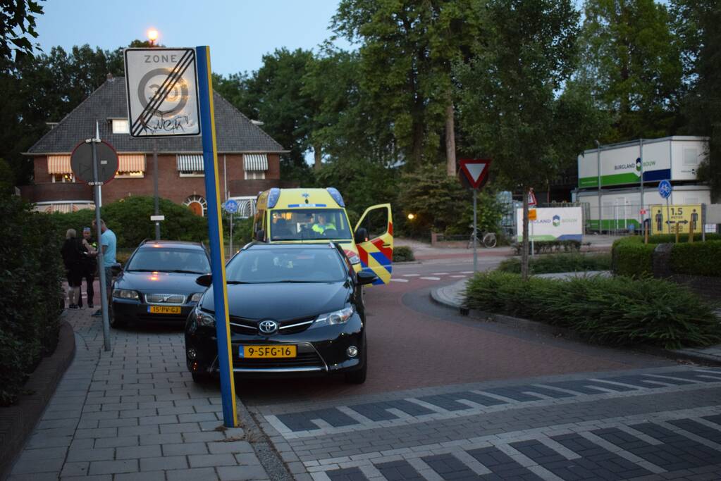 Scooterrijder gewond door aanrijding met auto