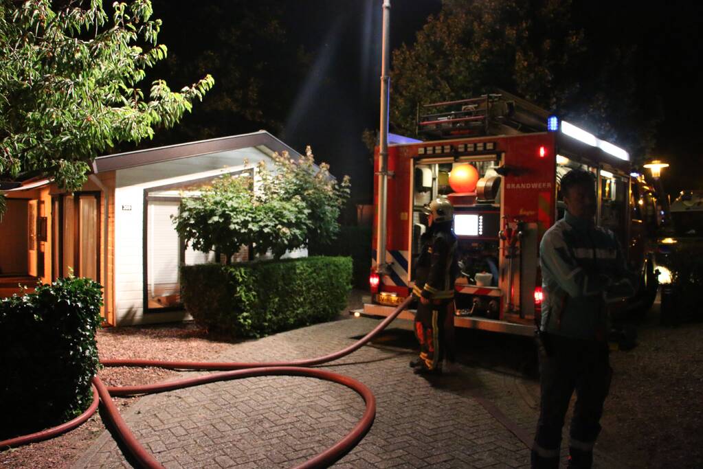 Felle uitslaande brand in chalet