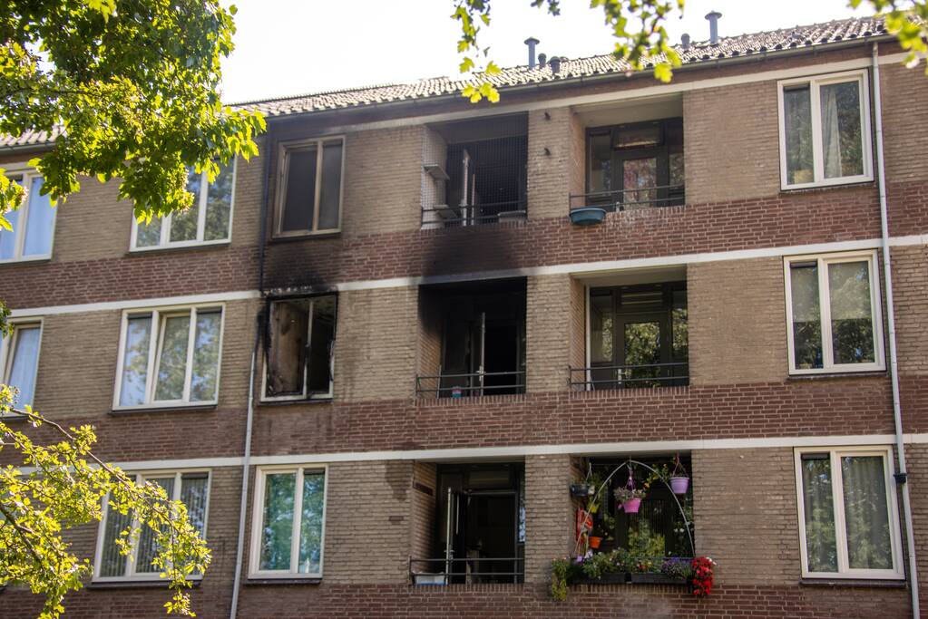 Flinke brand in flatwoning