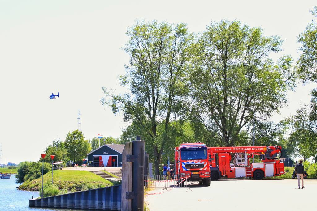 Traumahelikopter aanwezig bij grote zoekactie