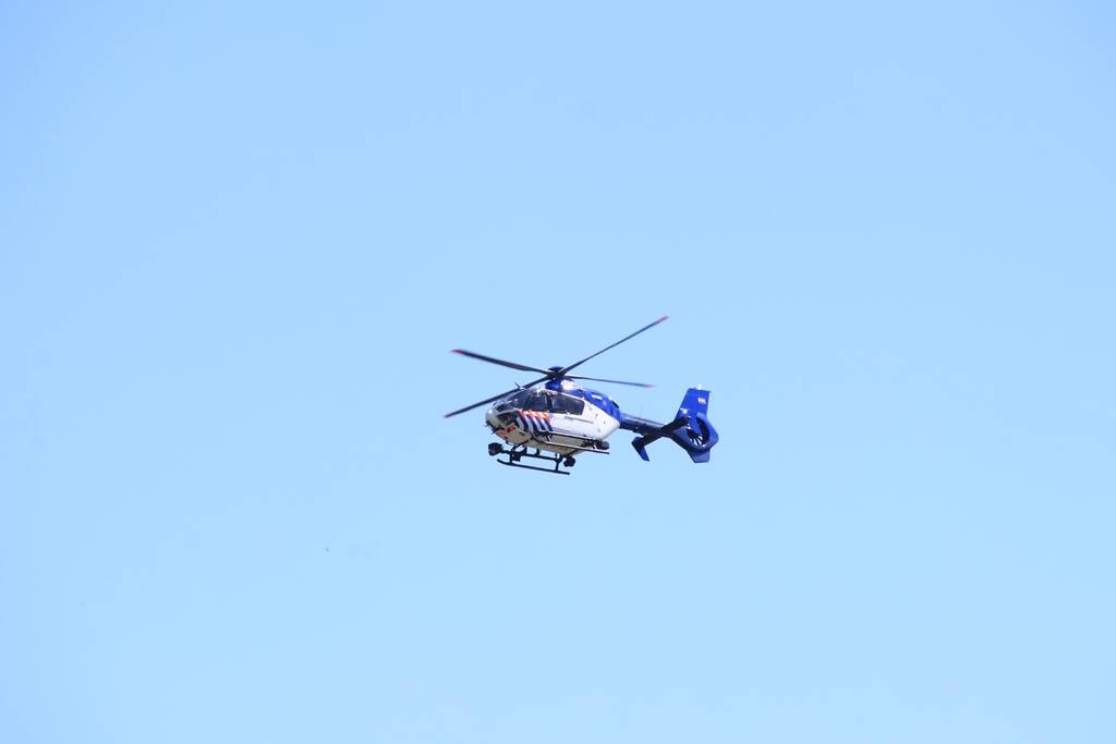 Traumahelikopter aanwezig bij grote zoekactie