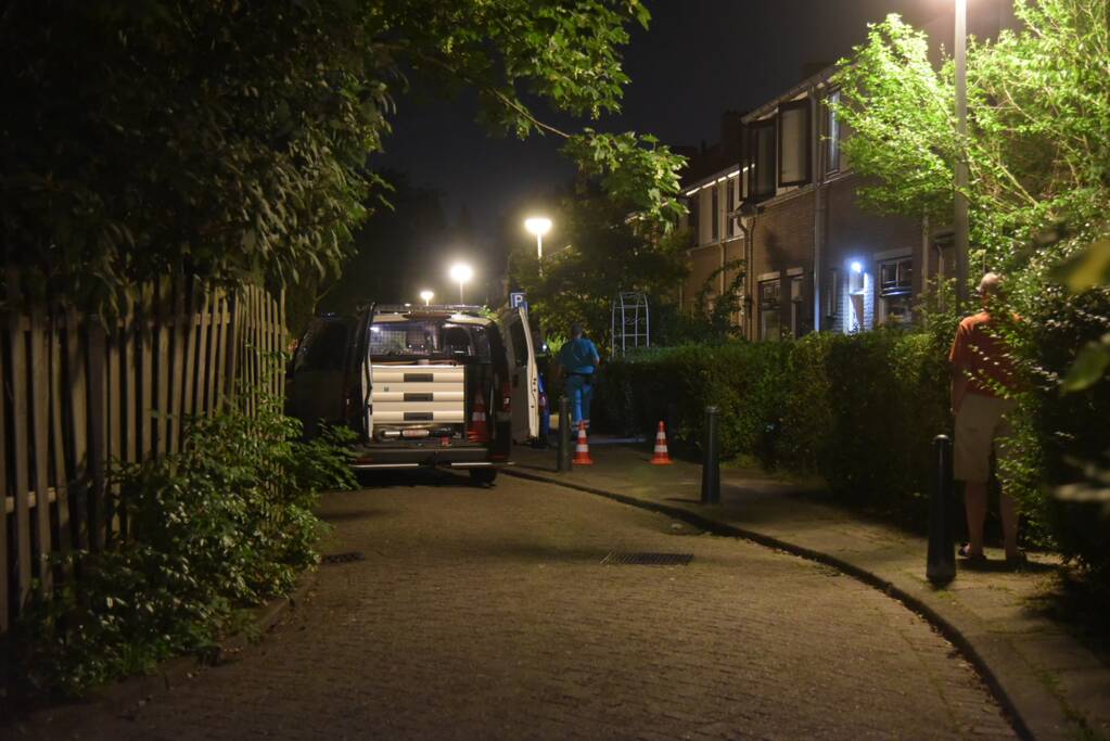 Woning beschoten, twee personen aangehouden