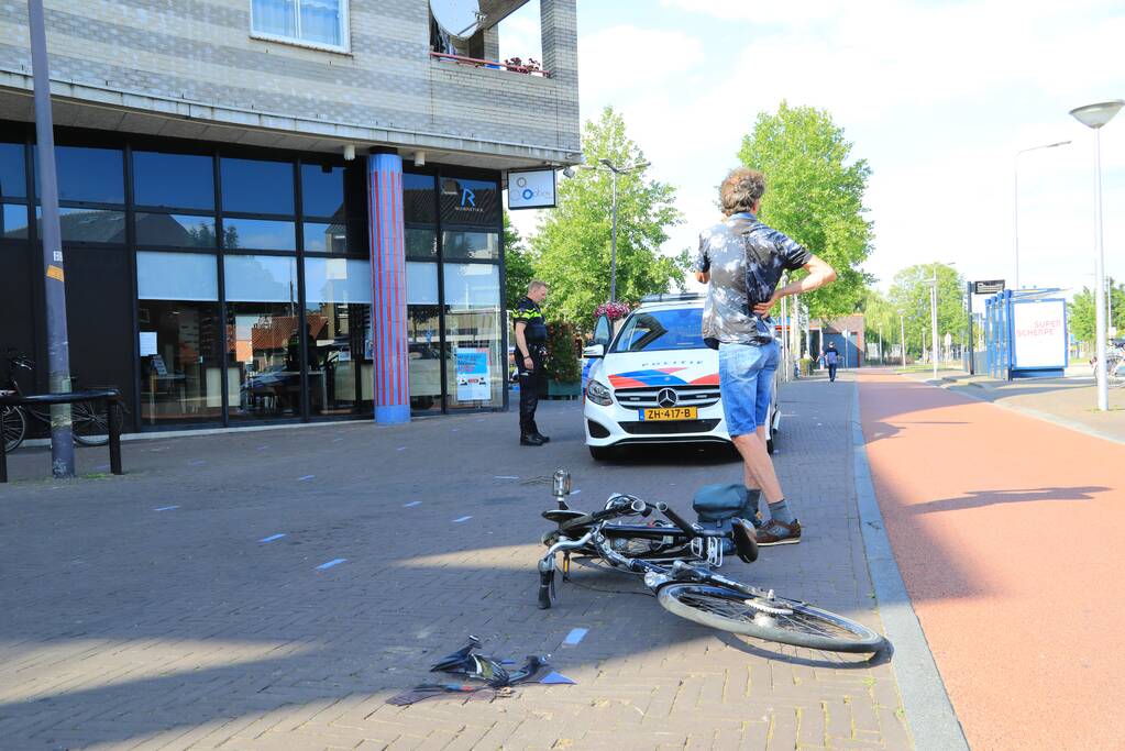 Fiets doormidden na flinke aanrijding