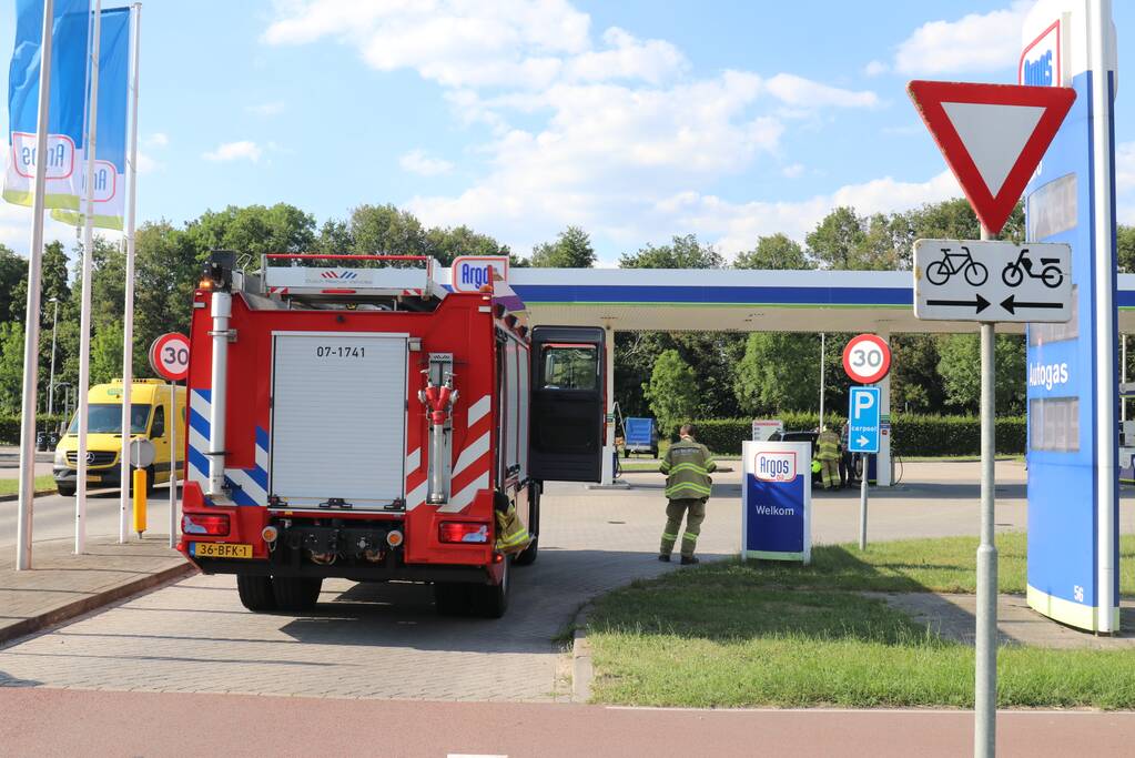 Tankstation tijdelijk afgesloten door gaslucht
