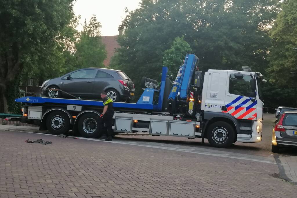 Twee personen aangehouden na achtervolging