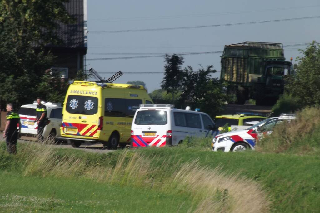 Traumahelikopter landt voor incident op boerderij