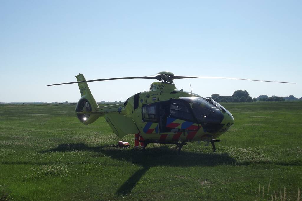Traumahelikopter landt voor incident op boerderij