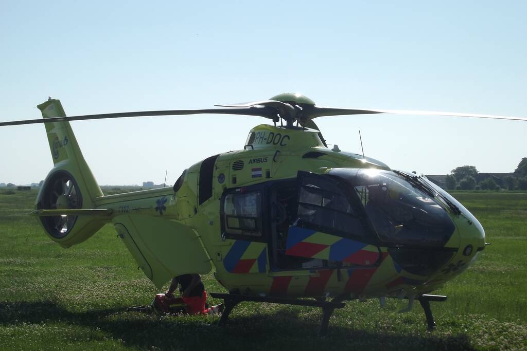 Traumahelikopter landt voor incident op boerderij