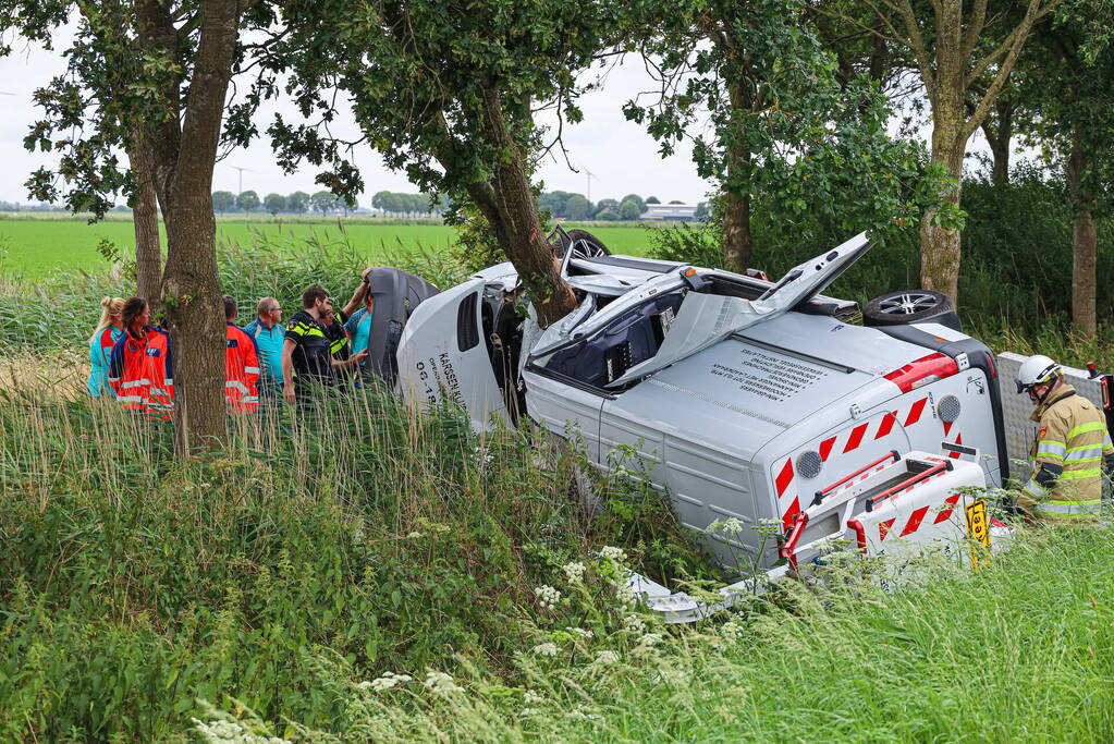 Bestuurder overleden bij eenzijdig ongeval