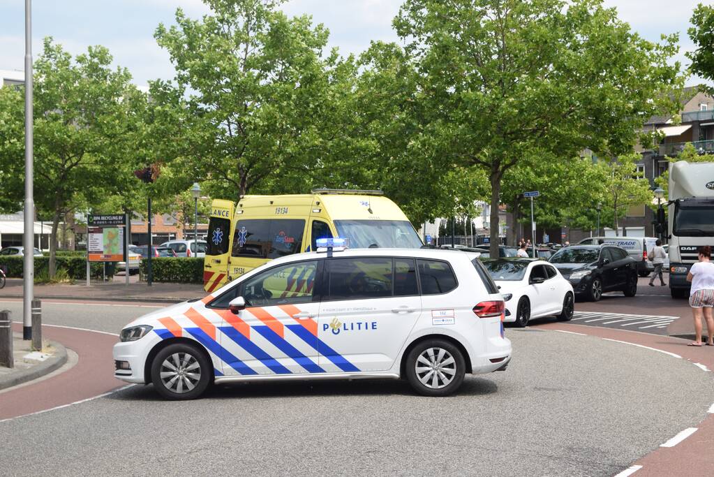 Fietser gewond na aanrijding met auto