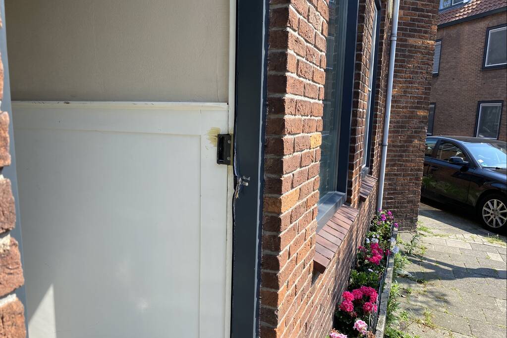 Politie kamt buurt uit na inbraak