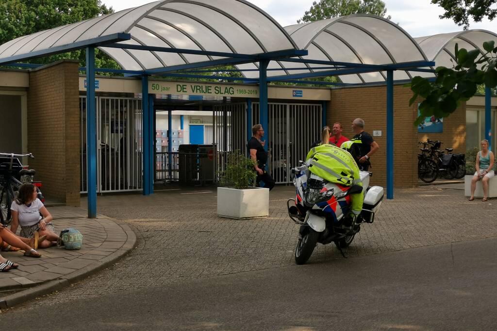 Zwembad De Vrije Slag eerder gesloten