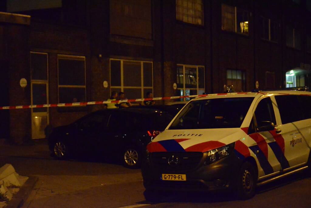 Politie onderzoekt steekpartij