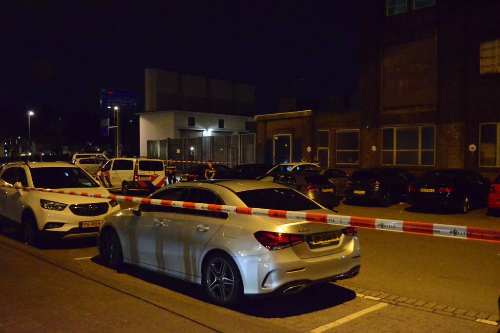 Politie onderzoekt steekpartij