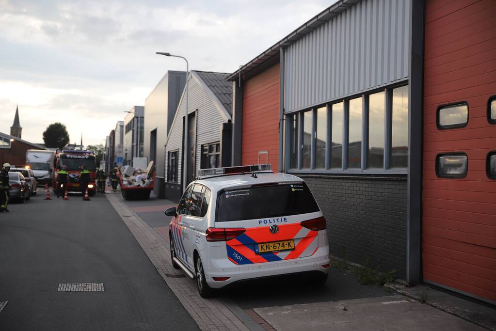 Oververhitting van luchtpomp zorgt voor kleine brand in bedrijfspand