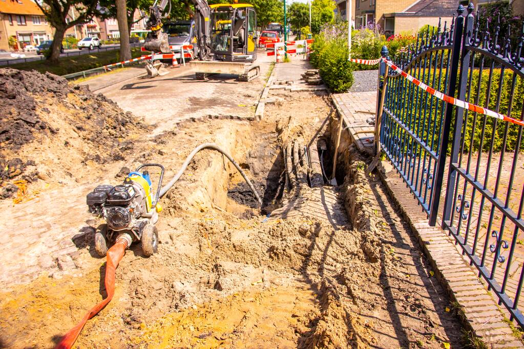 Bunschoten geteisterd door waterlekkages