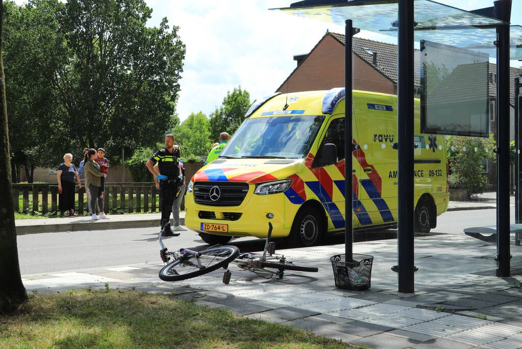 Overstekend kindje op fiets aangereden