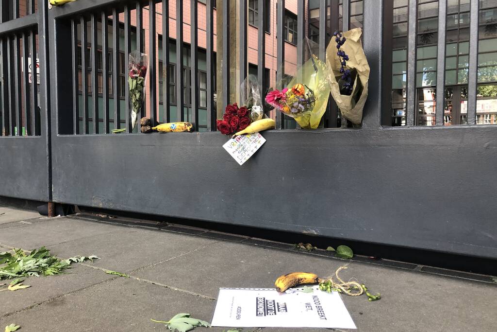 Bananen neergelegd bij Rechtbank Noord-Nederland