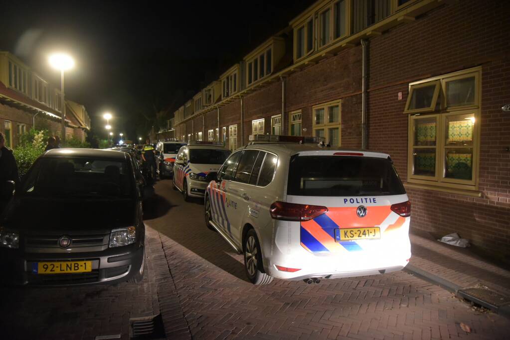 Zwaargewonde bij steekpartij in woning