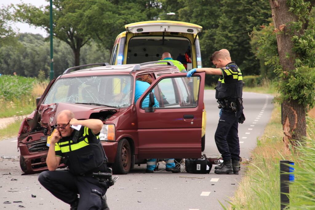 Gewonde en forse schade bij ongeval