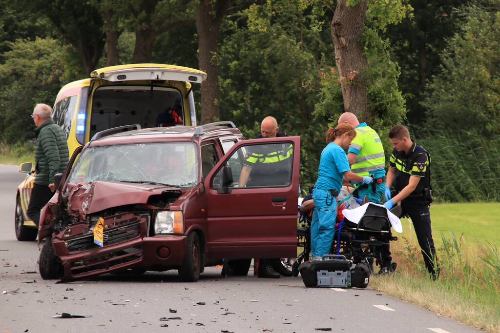 Gewonde en forse schade bij ongeval