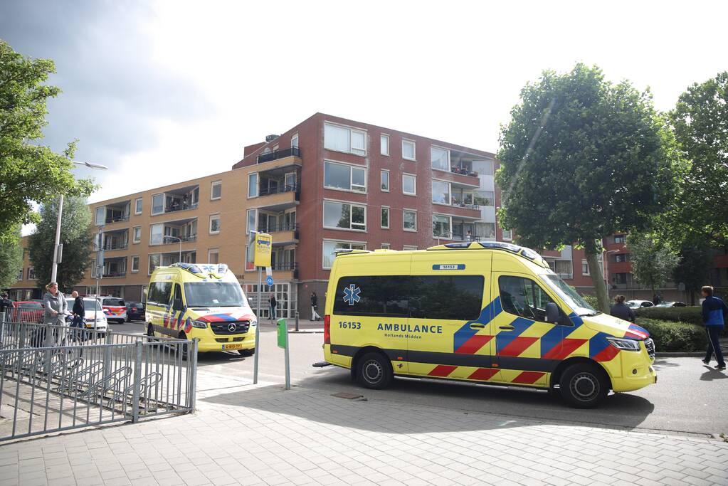 Traumahelikopter ingezet voor incident in flatwoning