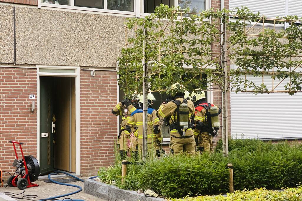 Pan op vuur zet woning vol rook