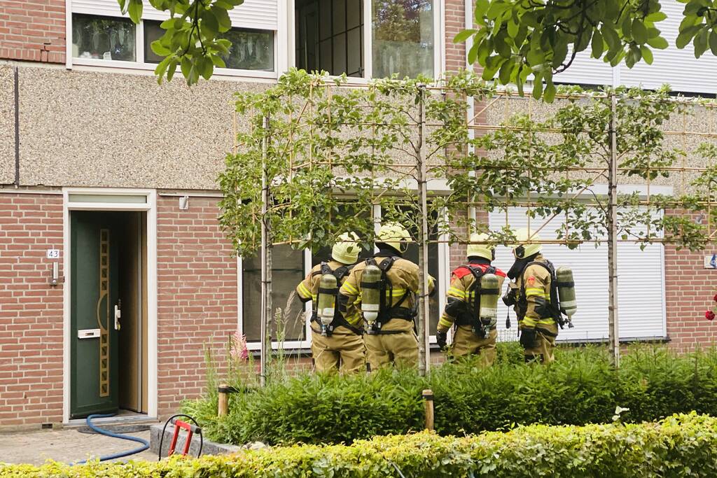 Pan op vuur zet woning vol rook