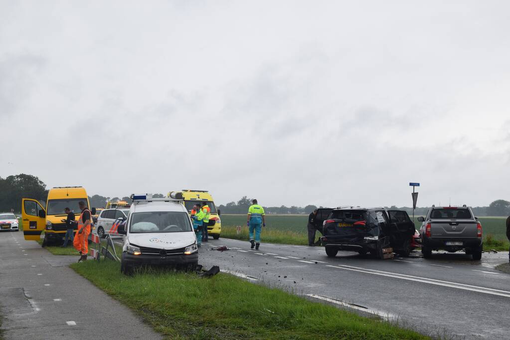 Vijf voertuigen betrokken bij ongeval