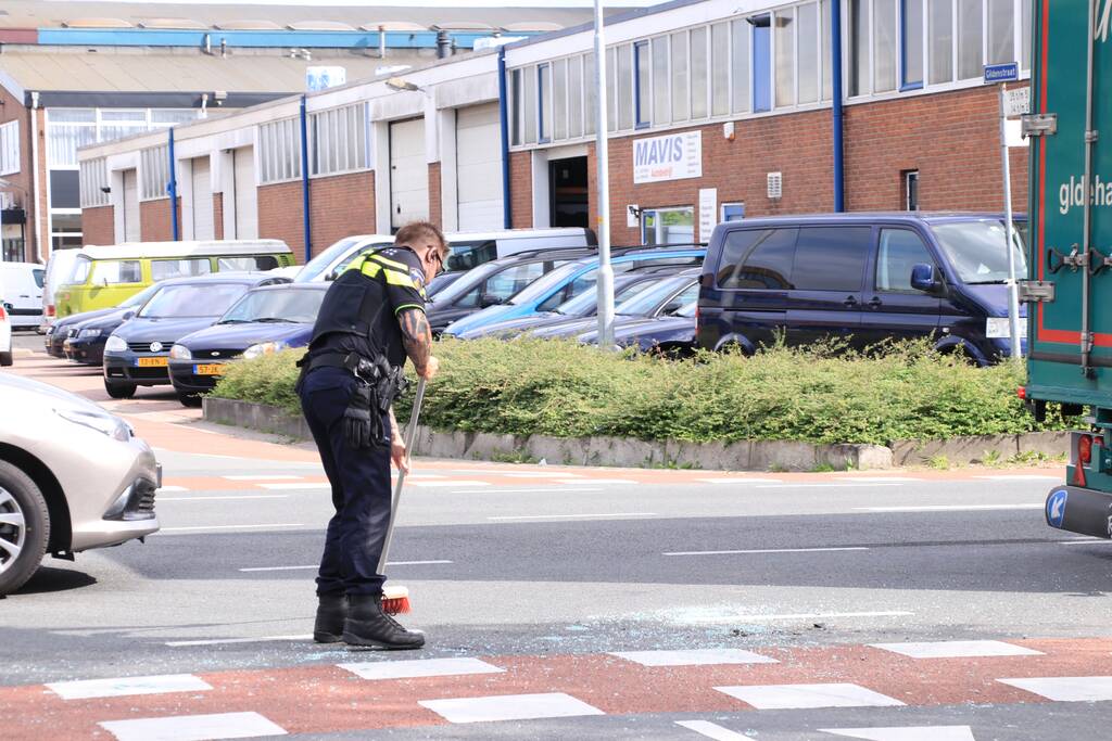 Aanrijding tussen twee auto's