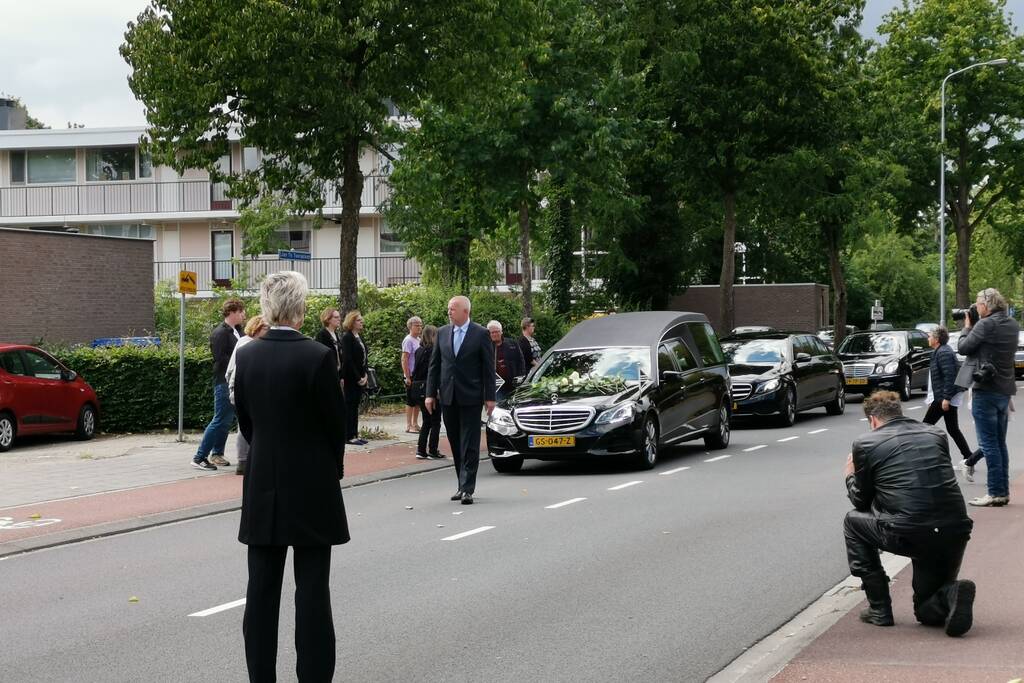 Erehaag voor overleden Shelley (22)