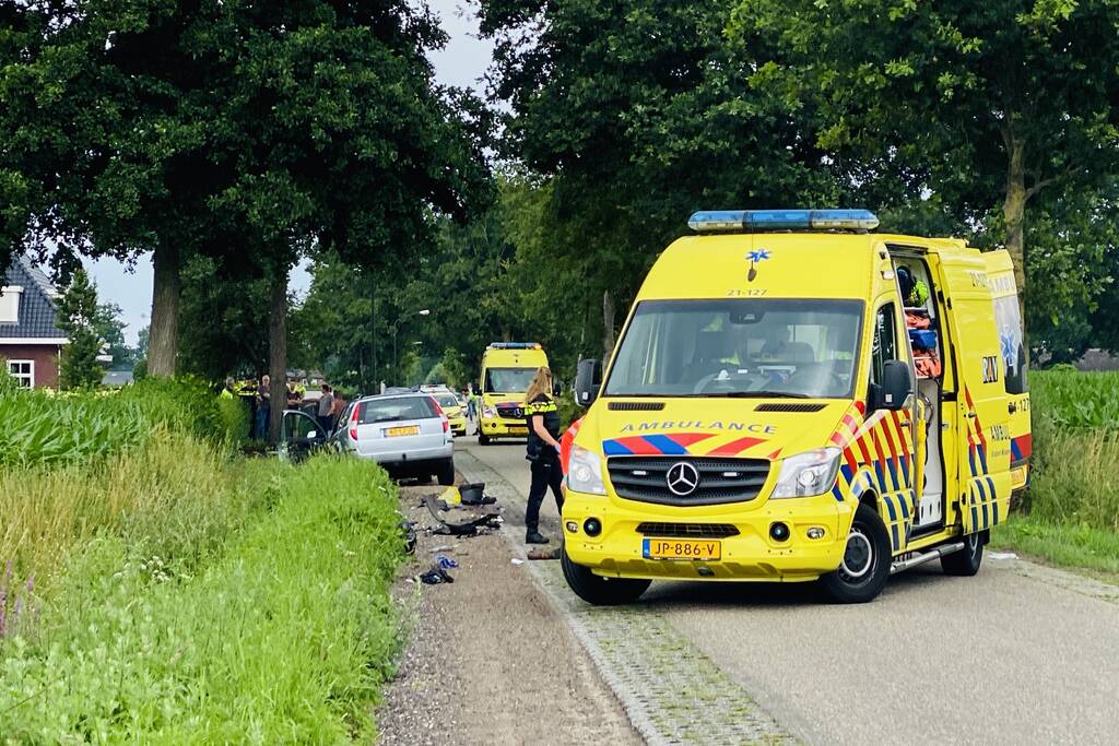 Motorrijder zwaargewond na ongeval