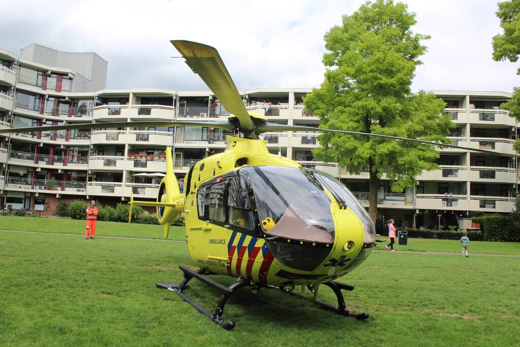 Fietsster gewond na aanrijding met auto