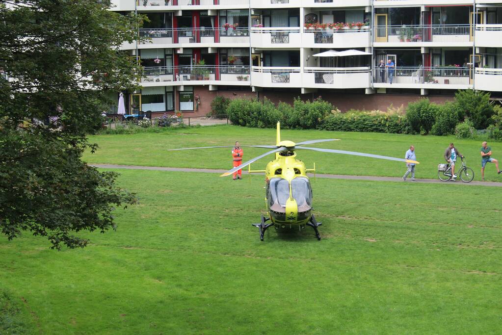 Fietsster gewond na aanrijding met auto