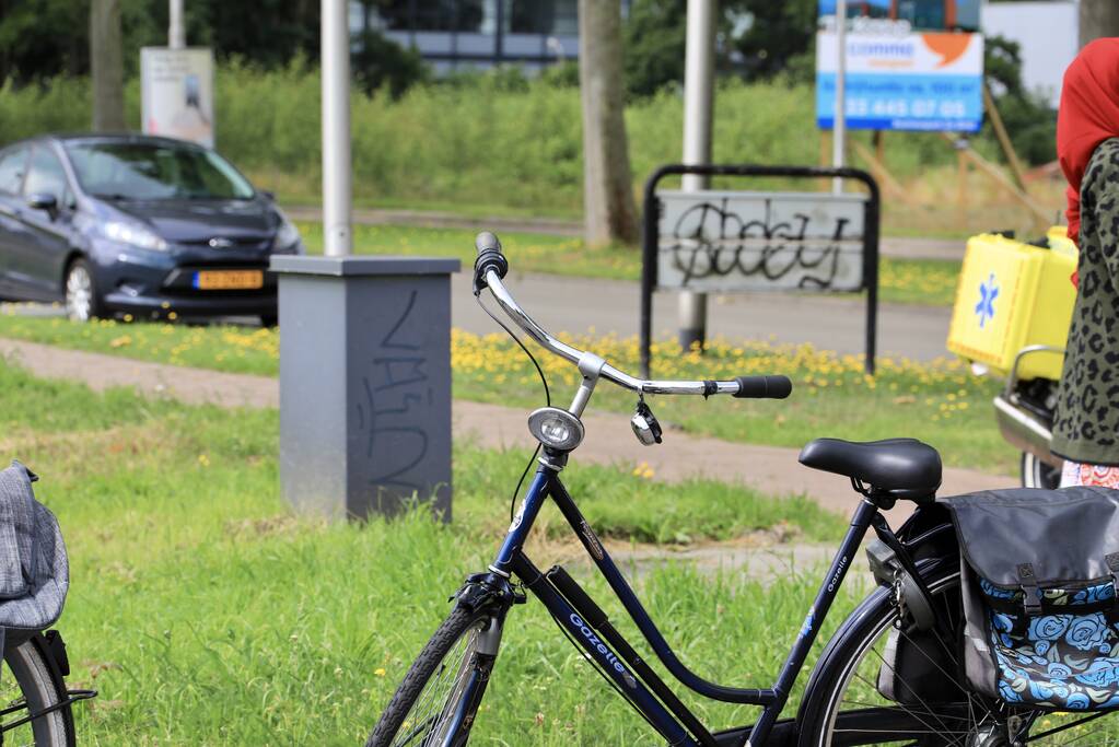 Fietsster gewond na val op industrieterrein De Isselt