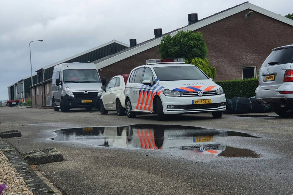 Man zwaargewond in woning