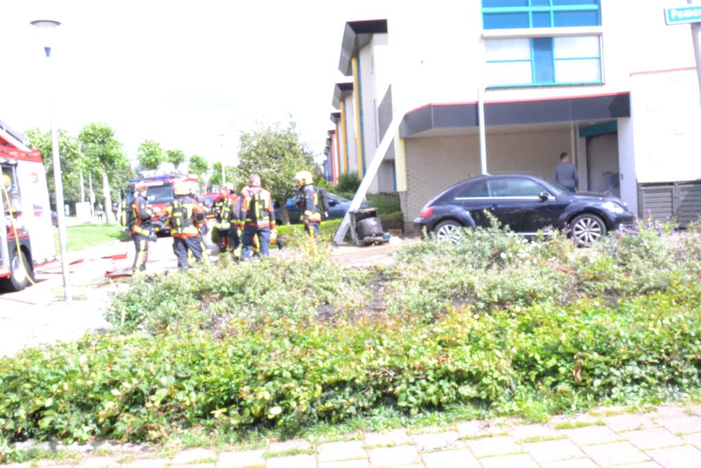 Flinke rookontwikkeling na kortsluiting in droger