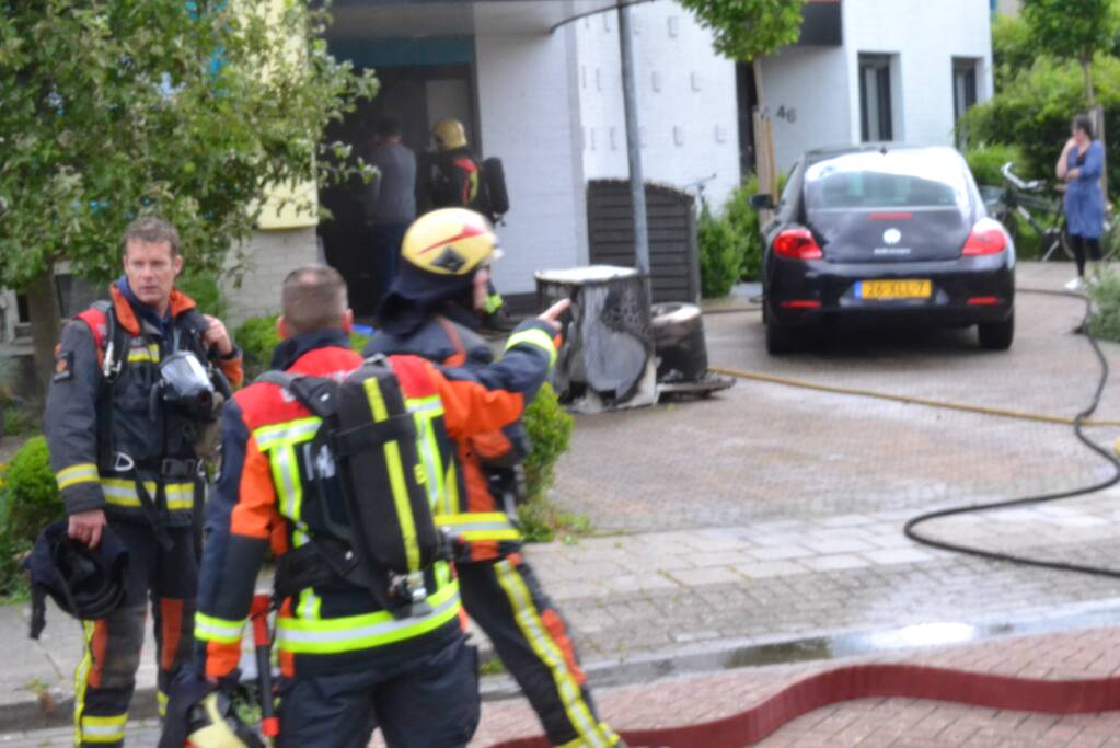 Flinke rookontwikkeling na kortsluiting in droger