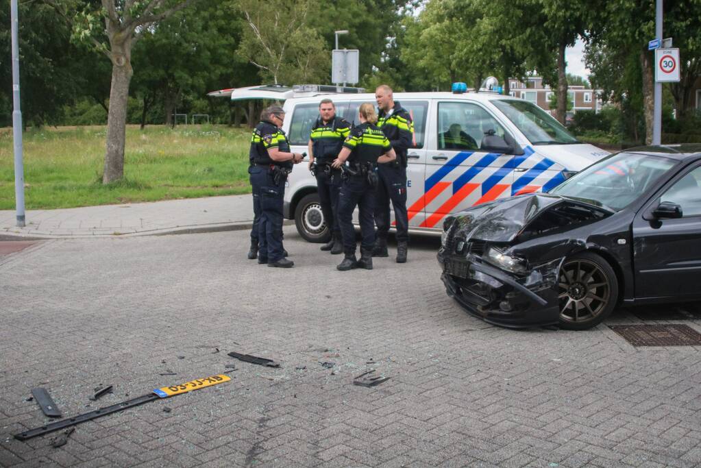 Forse schade bij botsing op kruising