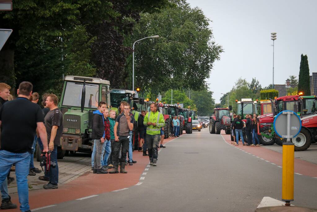 Heel veel boeren onderweg om aangifte te doen tegen Carola Schouten