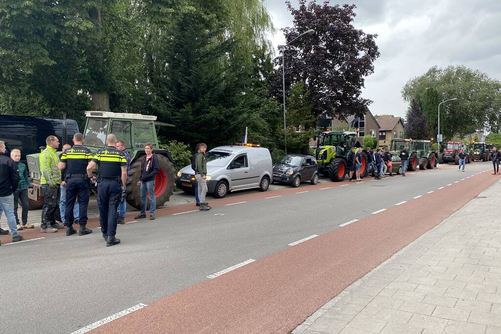 Heel veel boeren onderweg om aangifte te doen tegen Carola Schouten