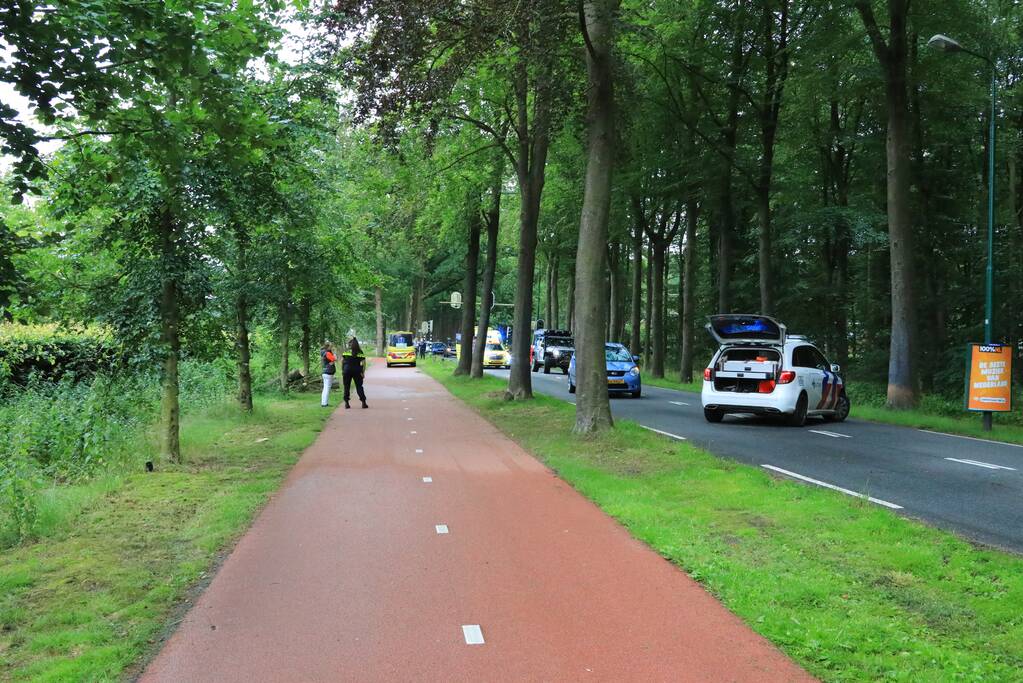 Wielrenner zwaargewond na aanrijding