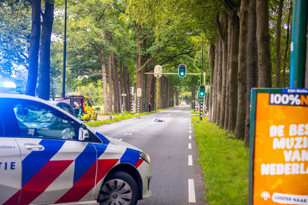 Wielrenner zwaargewond na aanrijding