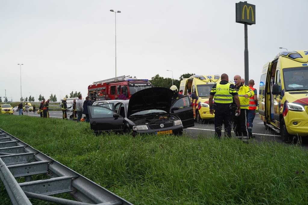 Snelweg afgesloten na ongeval