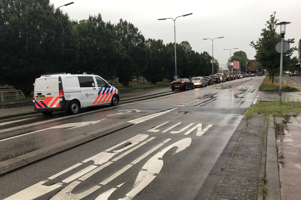 Demonstranten trekken door de stad
