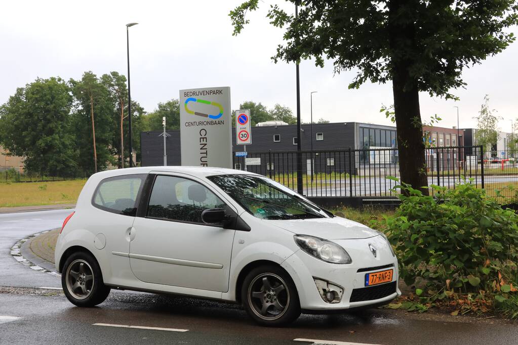 Verkeersongeval tussen auto en mountainbiker