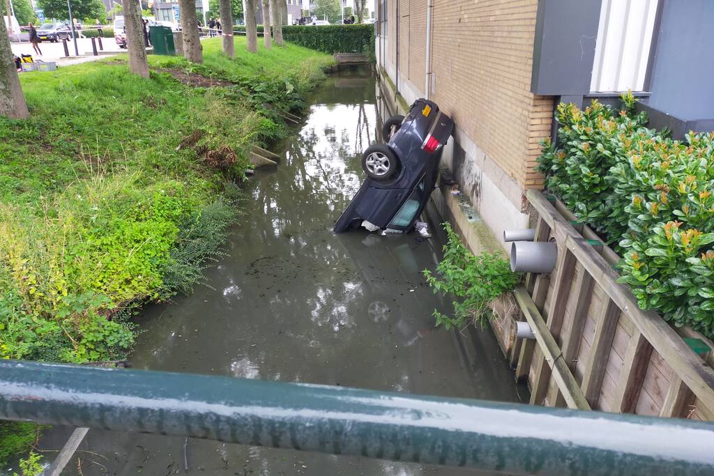 Man overleden bij zeer ernstig verkeersongeval